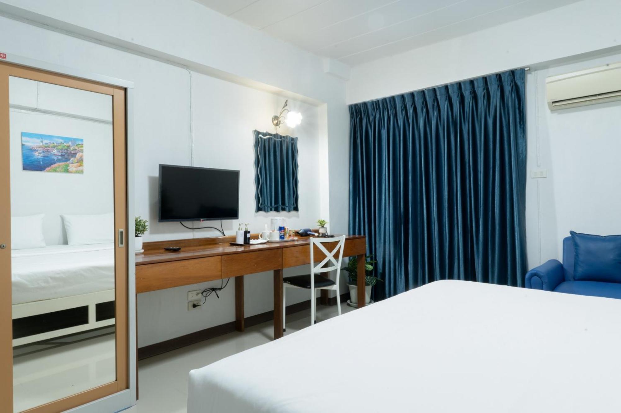 Nicha Residence Hotel Bangkok Luaran gambar